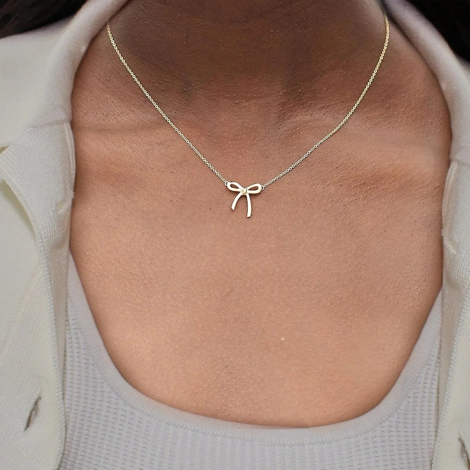 Collar con Dije de Moño Bow